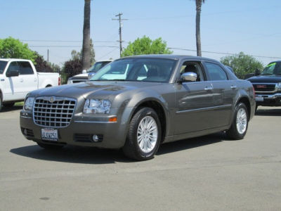 2010 Chrysler 300  Touring