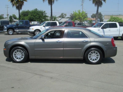 2010 Chrysler 300  Touring