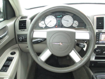 2009 Chrysler 300  Touring