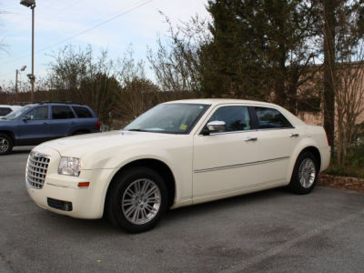 2010 Chrysler 300  Touring