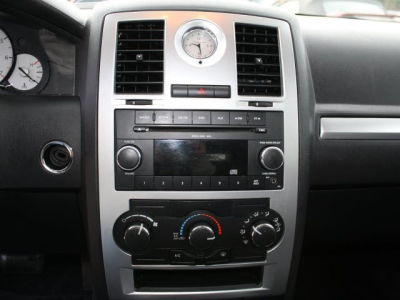 2010 Chrysler 300  Touring