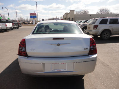 2010 Chrysler 300  Touring