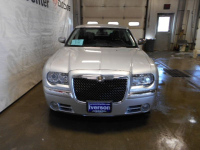 2009 Chrysler 300  Limited