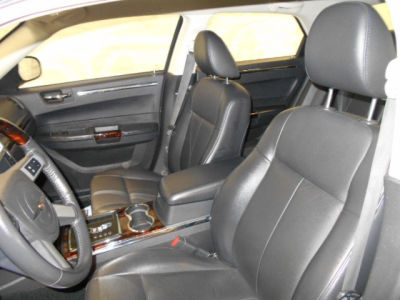 2009 Chrysler 300  Limited