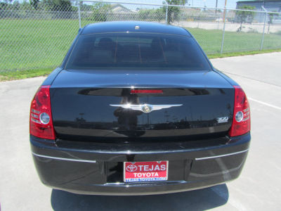 2010 Chrysler 300  Touring Plus