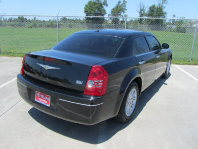 2010 Chrysler 300  Touring Plus