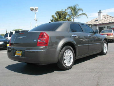 2010 Chrysler 300  Touring