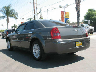 2010 Chrysler 300  Touring