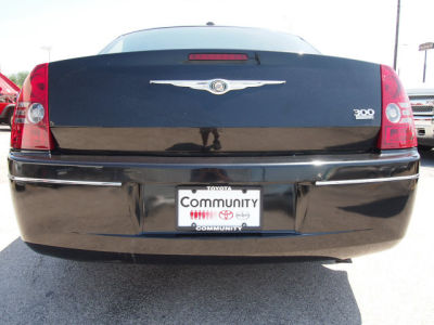 2010 Chrysler 300  Touring