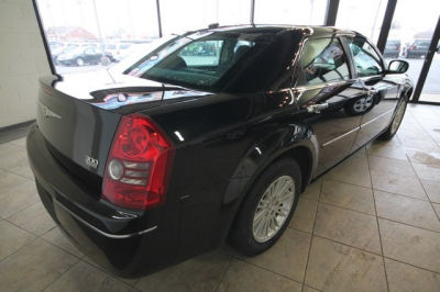 2010 Chrysler 300  Touring Plus