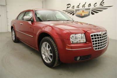 2010 Chrysler 300  Touring/Signature Series