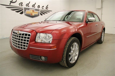2010 Chrysler 300  Touring/Signature Series