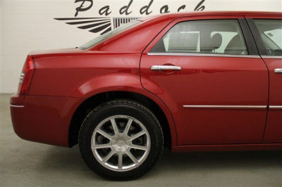 2010 Chrysler 300  Touring/Signature Series