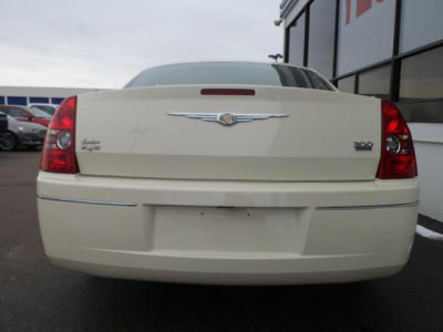 2010 Chrysler 300  Touring