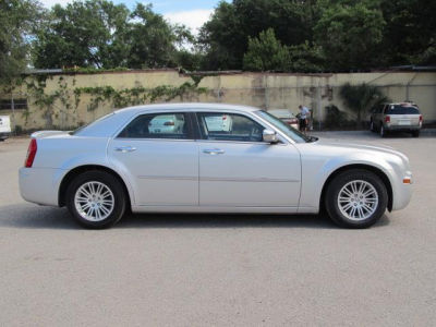 2010 Chrysler 300  Touring