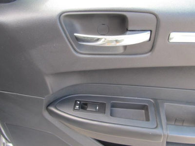 2010 Chrysler 300  Touring