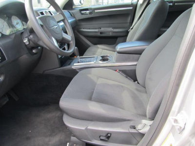 2010 Chrysler 300  Touring