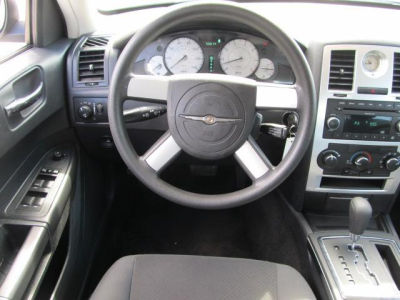 2010 Chrysler 300  Touring