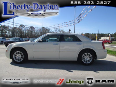 2010 Chrysler 300  Touring