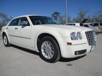 2010 Chrysler 300  Touring