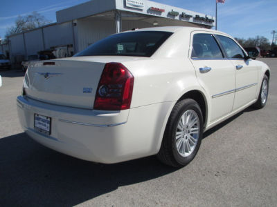 2010 Chrysler 300  Touring