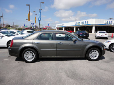 2010 Chrysler 300  Touring