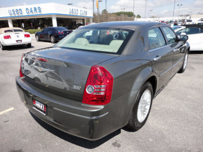 2010 Chrysler 300  Touring