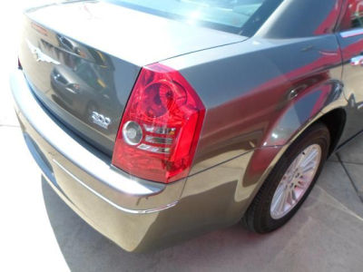 2010 Chrysler 300  Touring