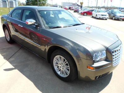 2010 Chrysler 300  Touring