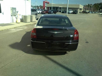 2010 Chrysler 300  Touring