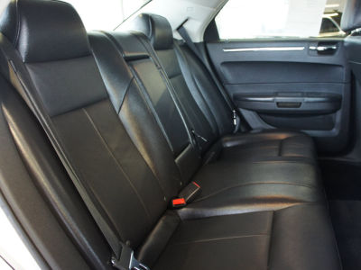 2010 Chrysler 300  Touring