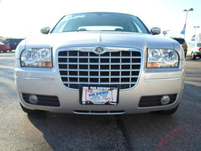 2010 Chrysler 300  Touring