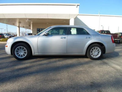 2010 Chrysler 300  Touring