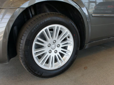 2010 Chrysler 300  Touring Plus