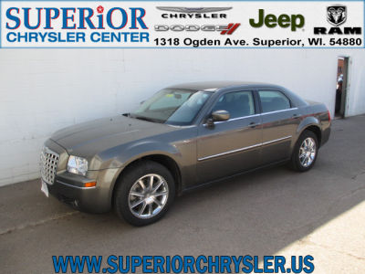 2009 Chrysler 300  Touring/Signature Series