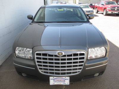 2009 Chrysler 300  Touring/Signature Series