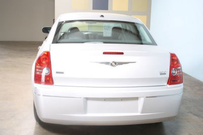 2010 Chrysler 300 Touring/Signature Series