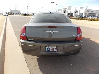 2010 Chrysler 300  Touring