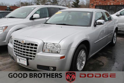 2010 Chrysler 300  Touring