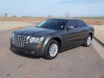 2010 Chrysler 300  Touring