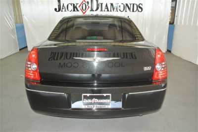 2010 Chrysler 300  Touring