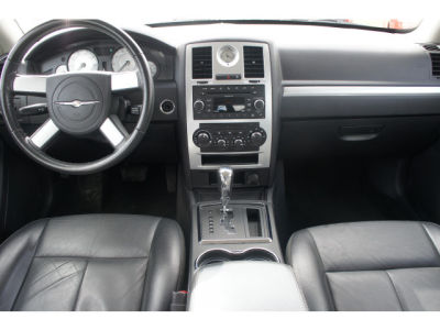 2010 Chrysler 300  Touring