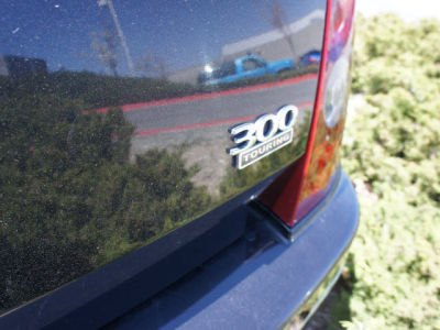 2010 Chrysler 300  Touring