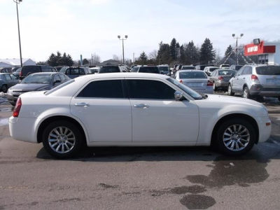 2010 Chrysler 300  Touring