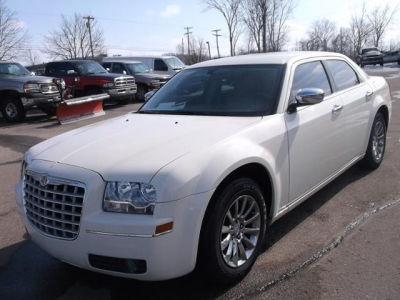 2010 Chrysler 300  Touring