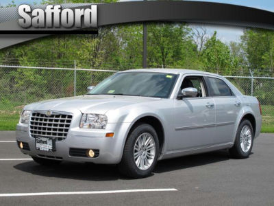 2010 Chrysler 300  Touring