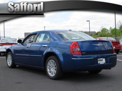 2010 Chrysler 300  Touring