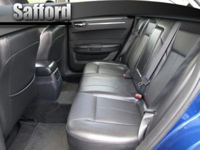 2010 Chrysler 300  Touring