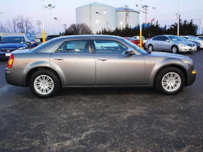 2010 Chrysler 300  Touring Plus