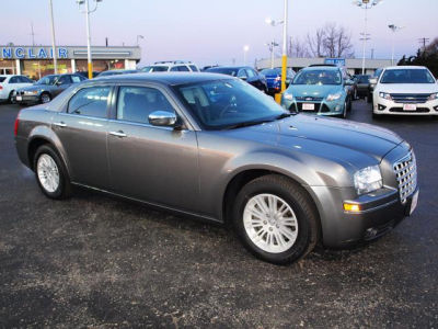 2010 Chrysler 300  Touring Plus